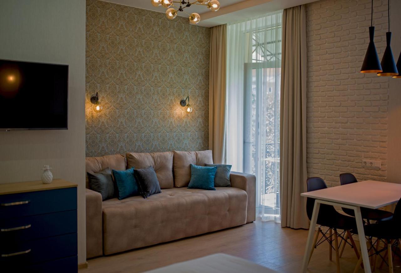 פולטבה Modern Apartmeents Near Central Park מראה חיצוני תמונה